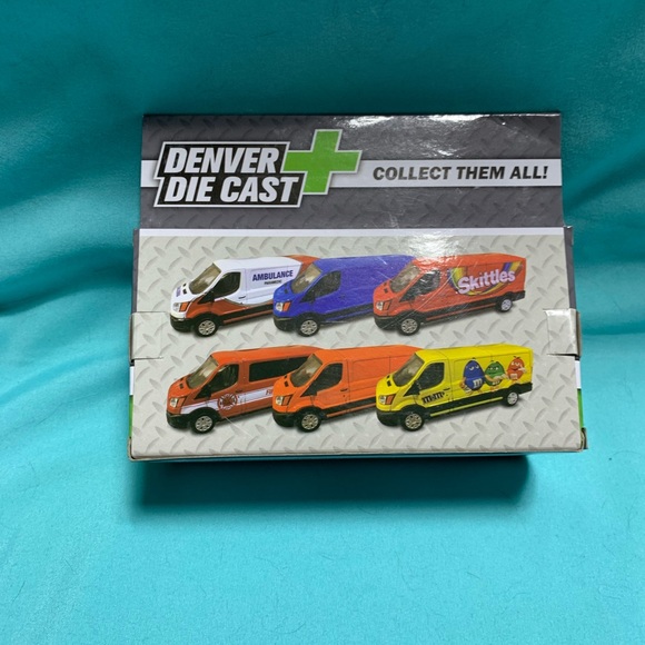 Denver Die Cast Ford Transit M & M Van - Picture 2 of 2